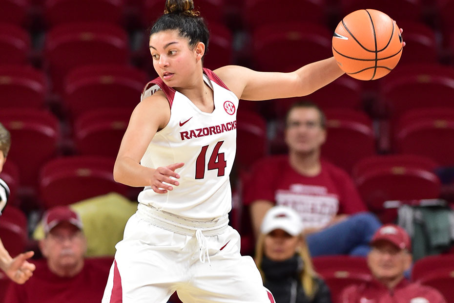 Carter, Howard rally No. 17 A&M women past Gators 85-80